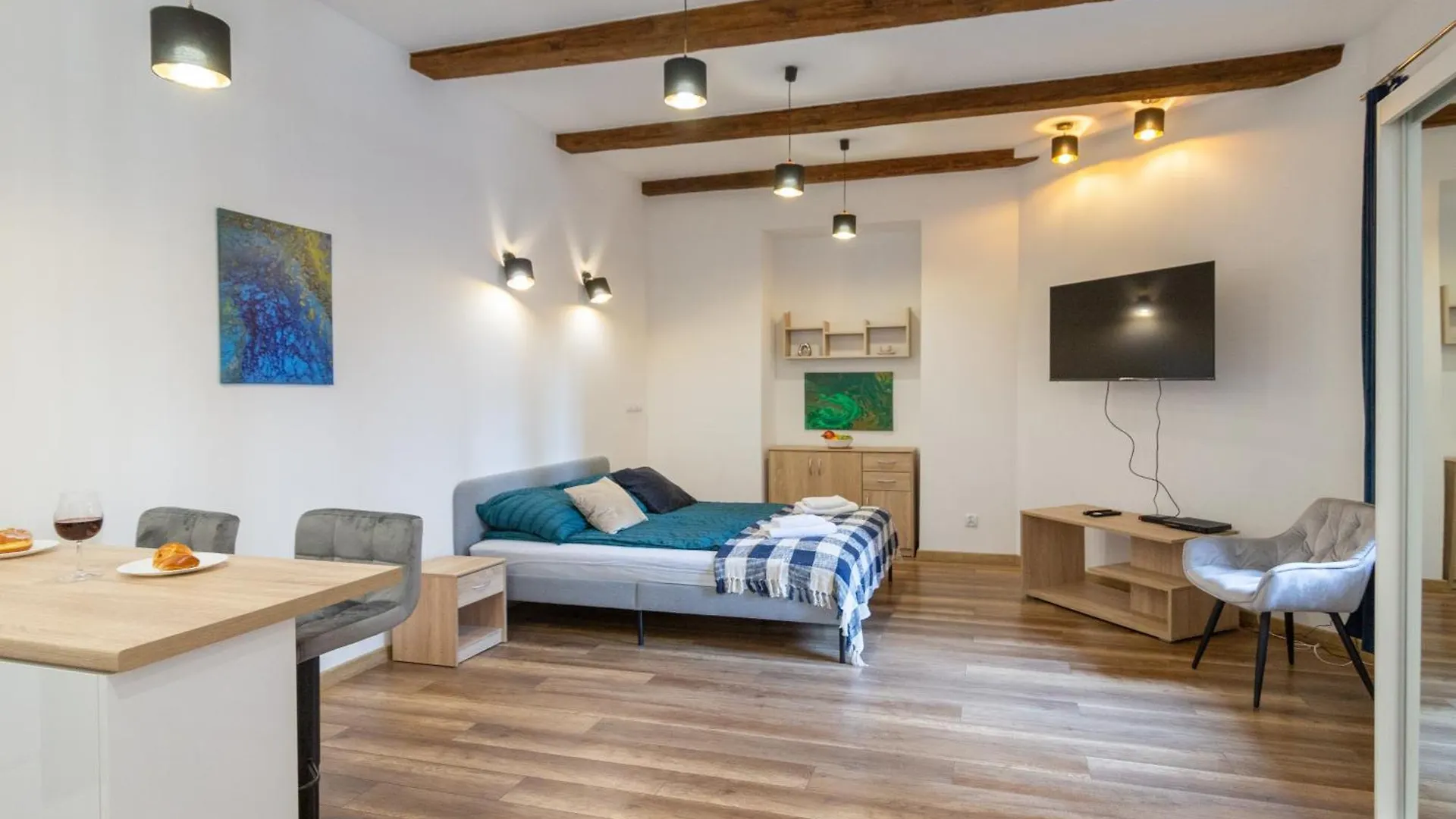 Step-By-Step Studio Krakow