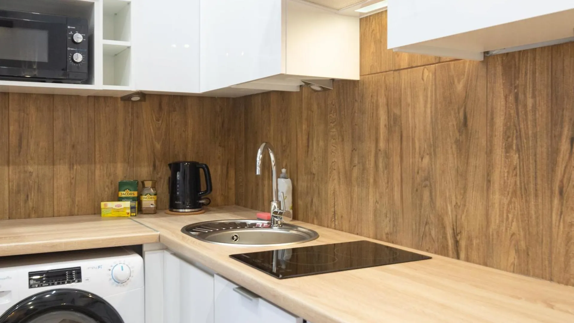 Step-By-Step Studio Krakow Apartment